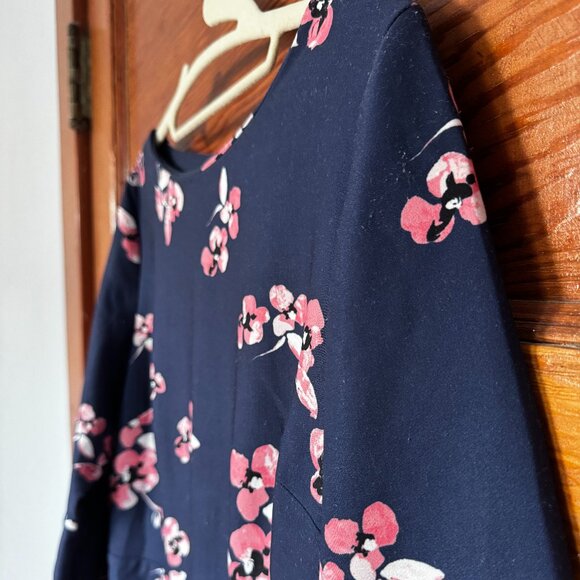 Le Chateau floral sheath dress - Picture 1 of 3